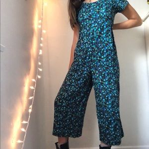 Vintage 80s floral jumpsuit/Romper